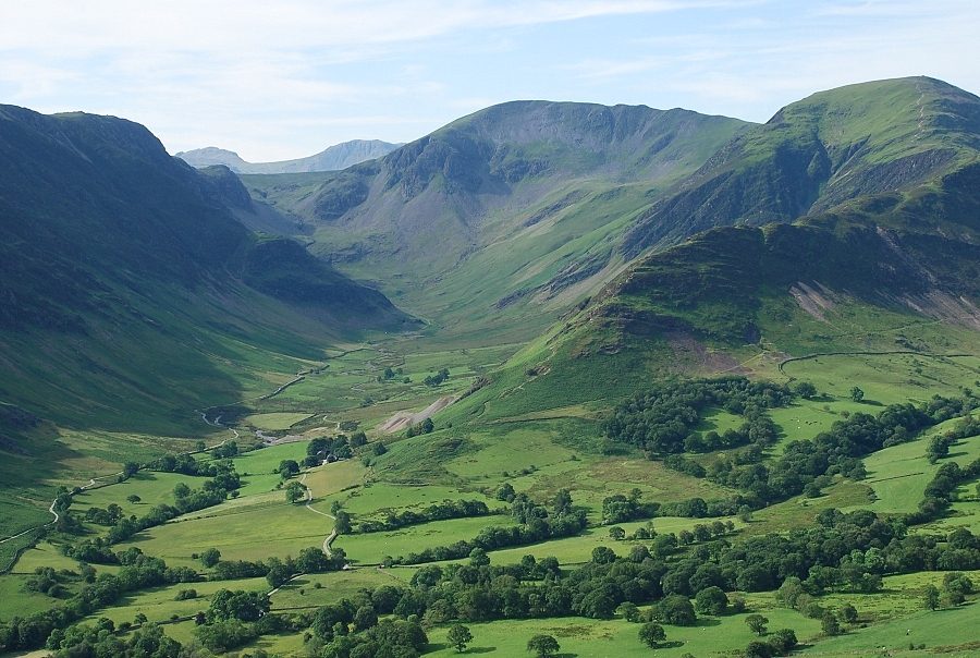 The upper Newlands Valley from Rowling End
