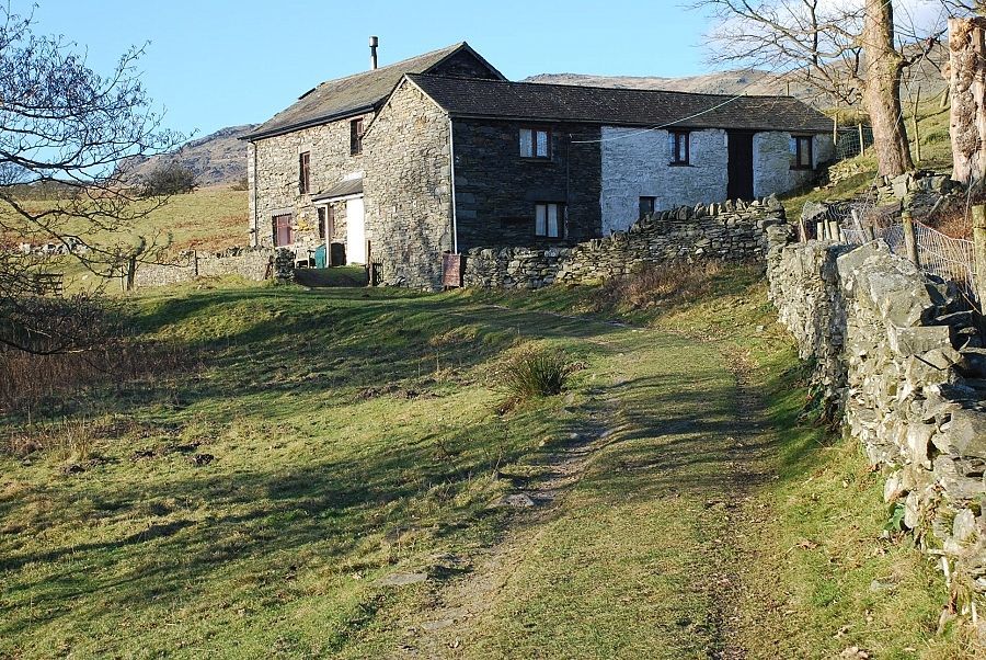 Tranearth climbing hut