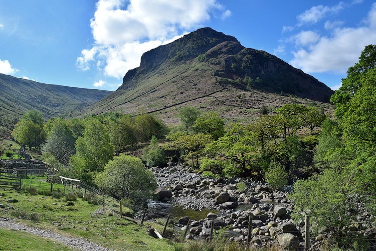 Eagle Crag from Smithymire Island