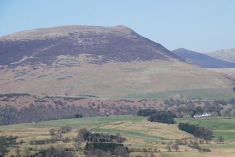 Lonscale Fell from Bracken Riggs