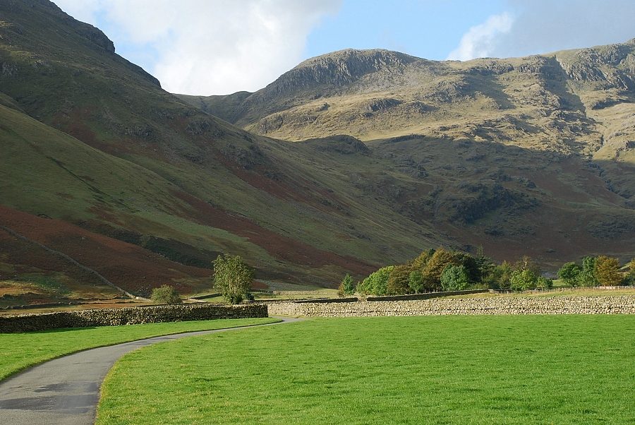 Great Knott from the road to Stool End